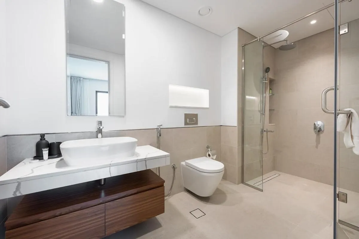 Warm And Earthy 1-Bedroom Apartment Perfect For Family In Madinat Jumeirah Living! Dubai 0*,