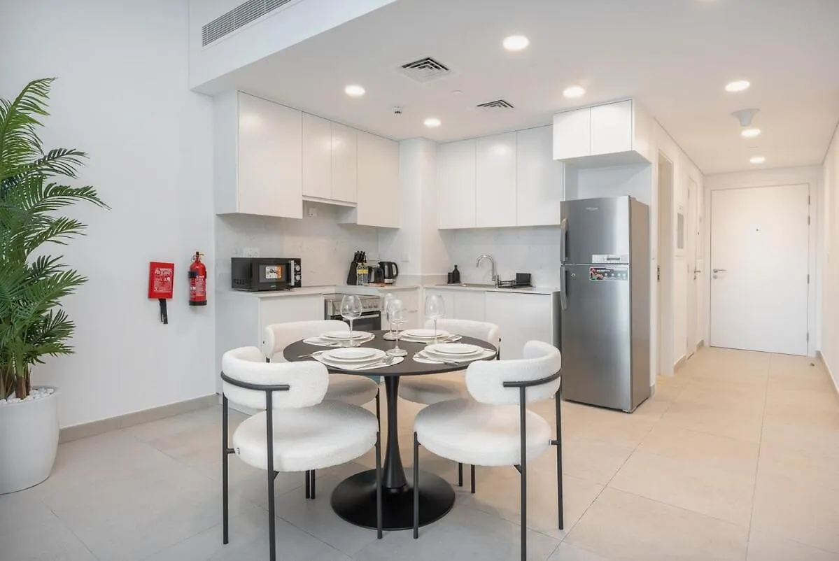 Warm And Earthy 1-Bedroom Apartment Perfect For Family In Madinat Jumeirah Living! Dubai
